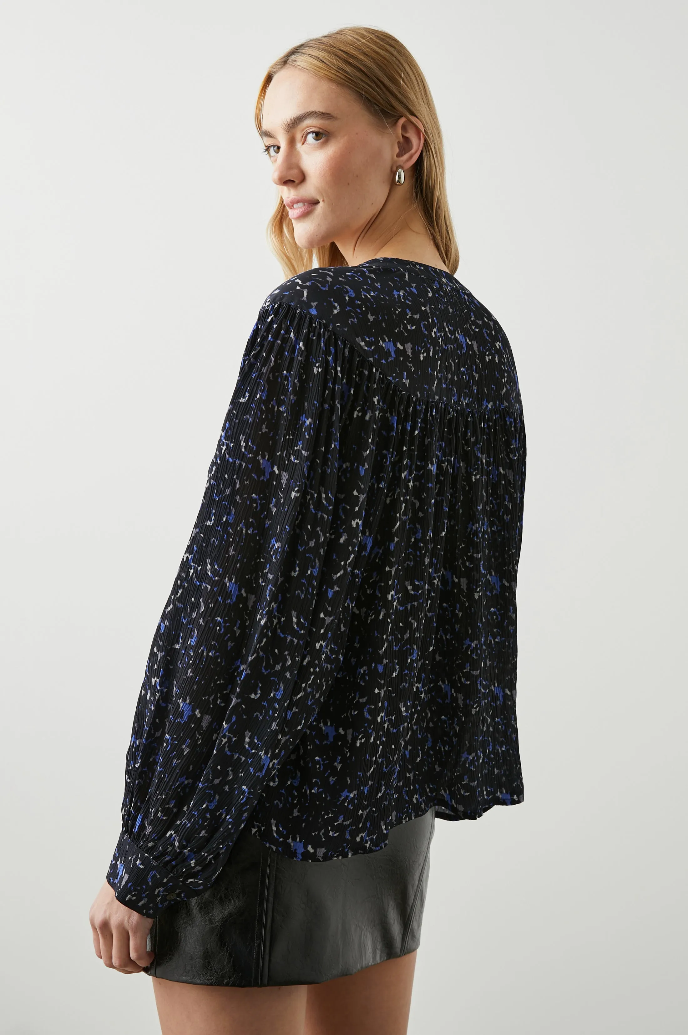 FABLE TOP - COBALT STATIC