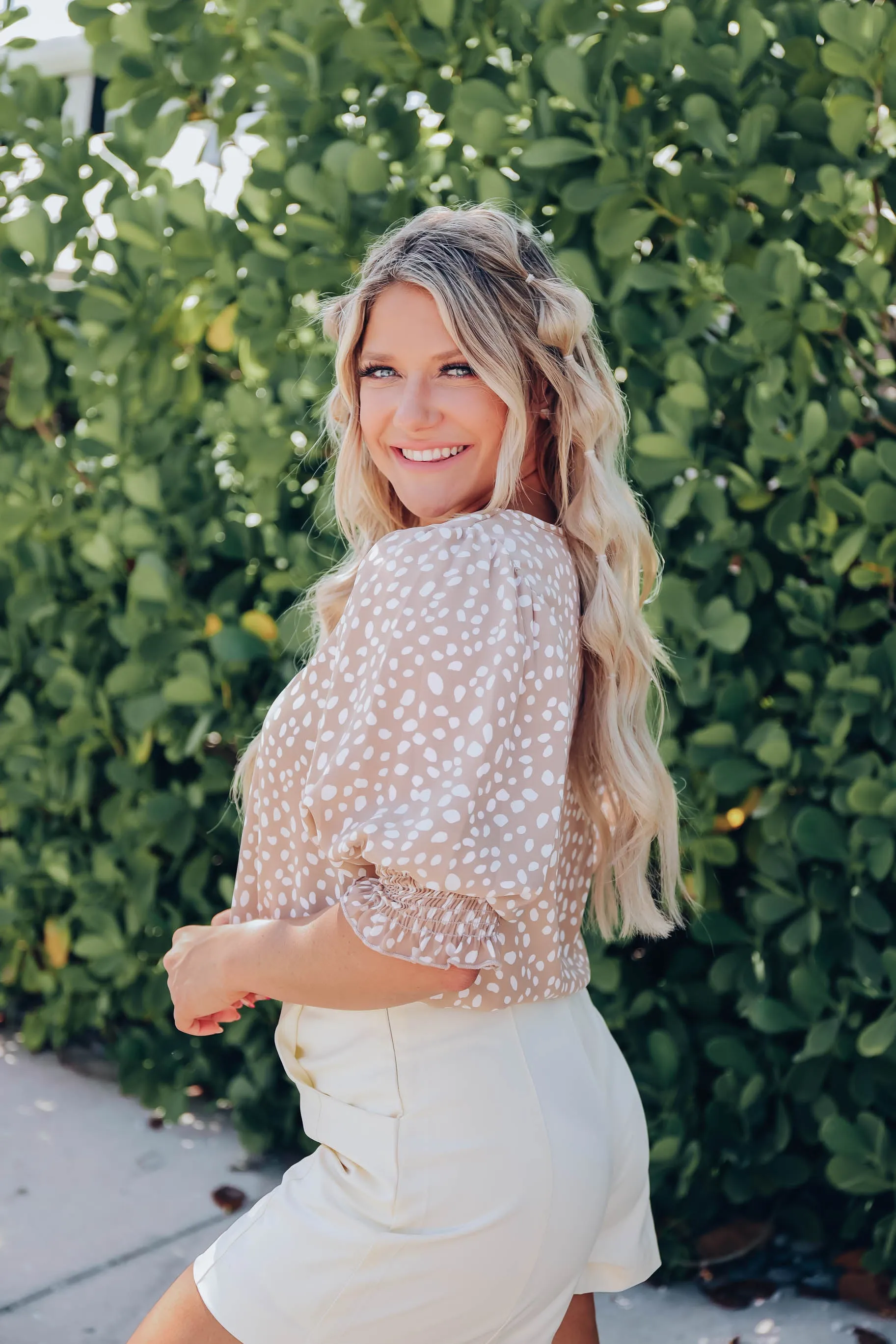 Rylee Smocked Sleeve Blouse - Taupe
