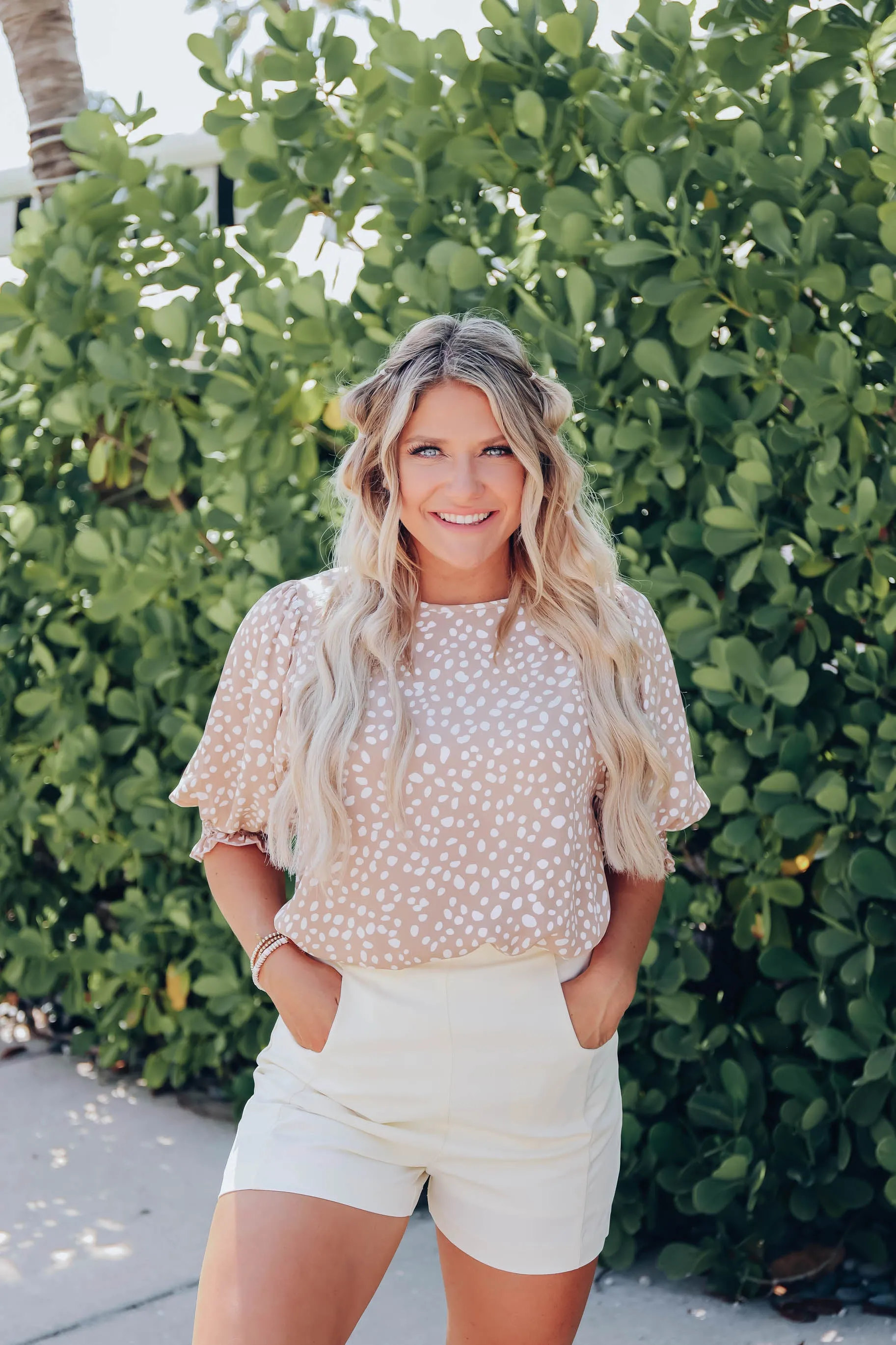 Rylee Smocked Sleeve Blouse - Taupe