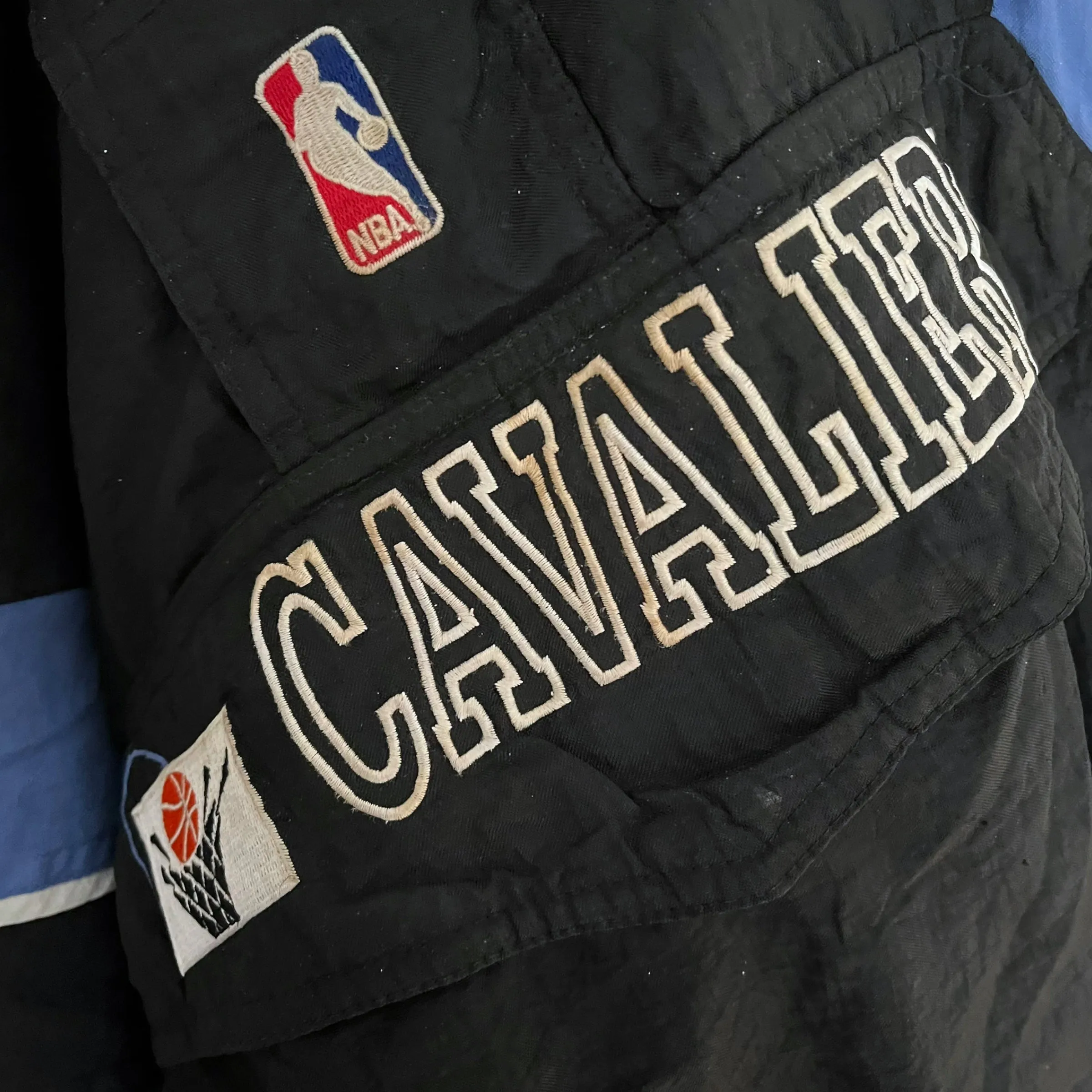 Starter NBA Authentics Cleveland Cavaliers Jacket With Back Spell Out